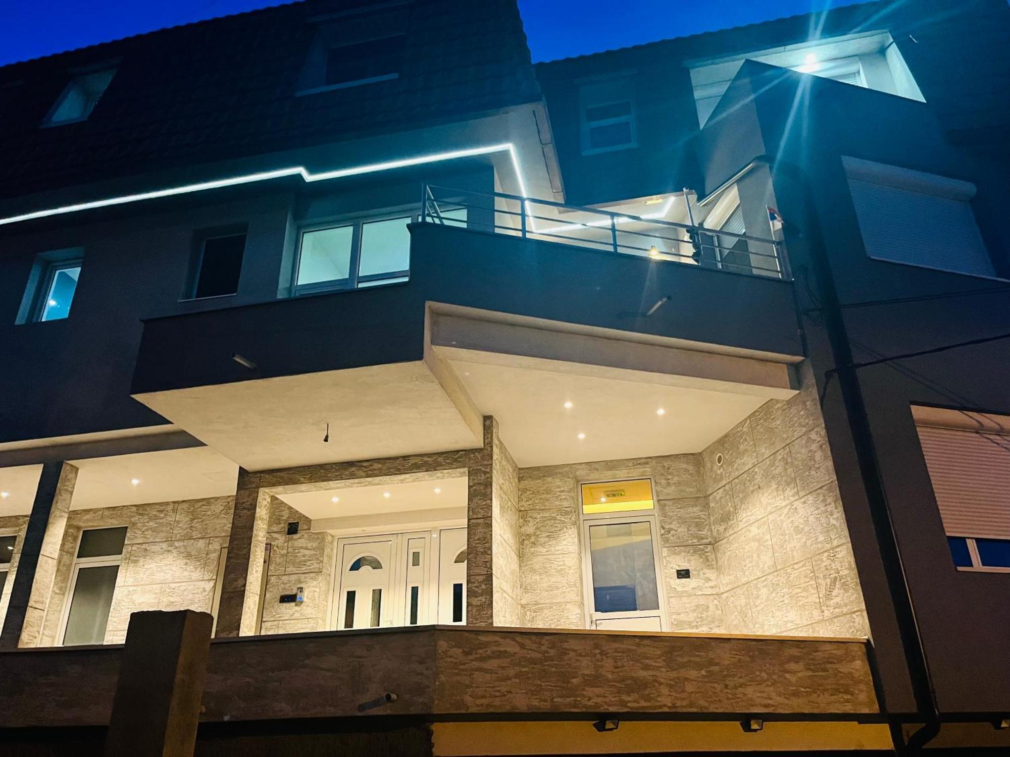 Magic M Apartment Mali Mokri Lug Zewnętrze zdjęcie