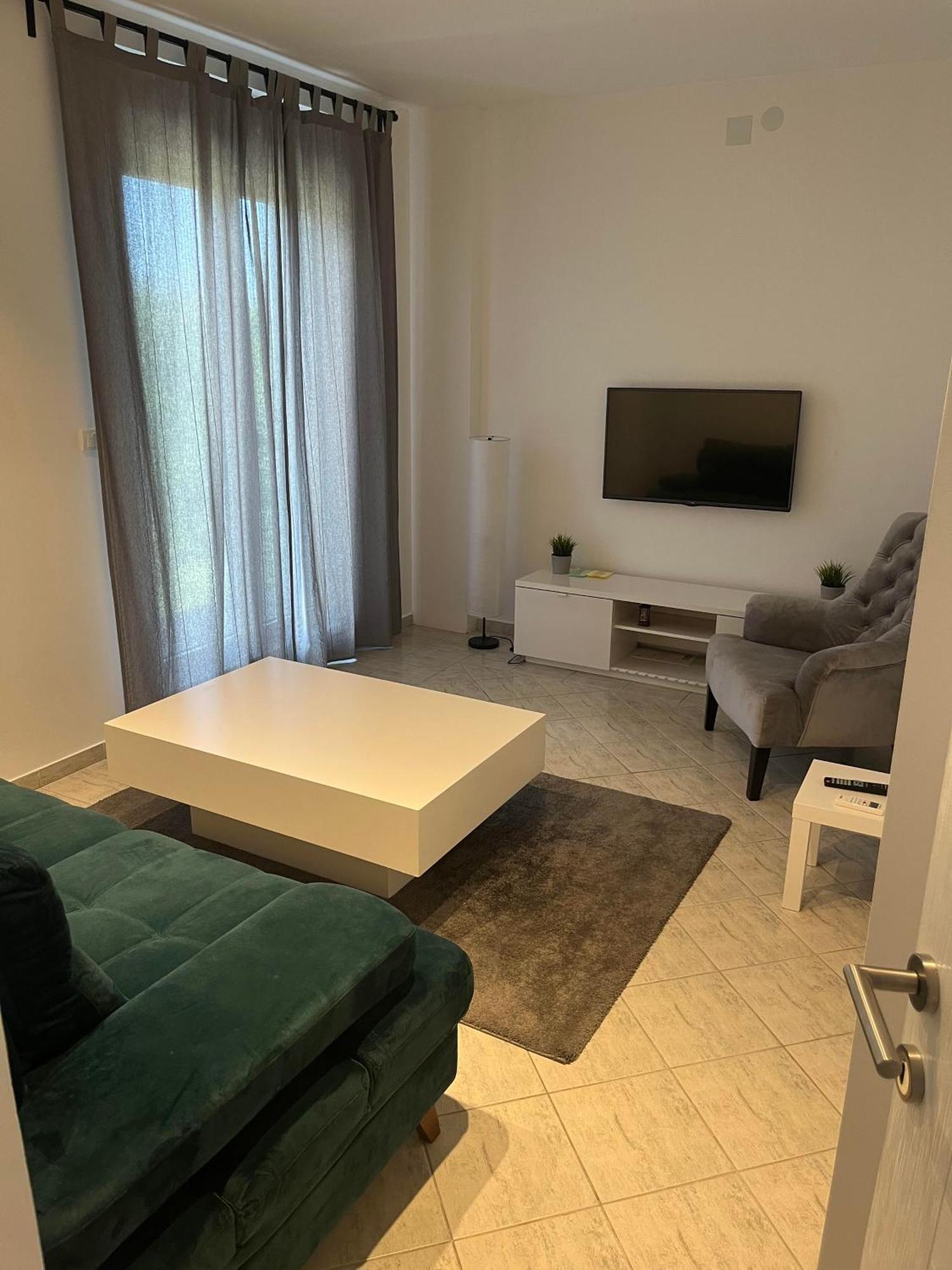 Magic M Apartment Mali Mokri Lug Zewnętrze zdjęcie